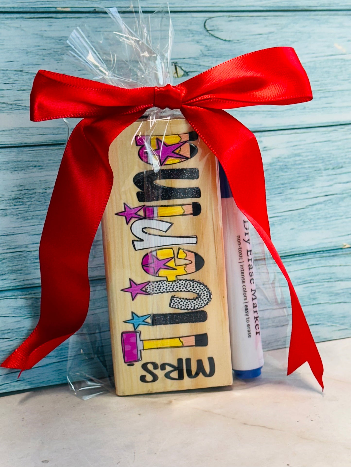 Personalized dry eraser with marker