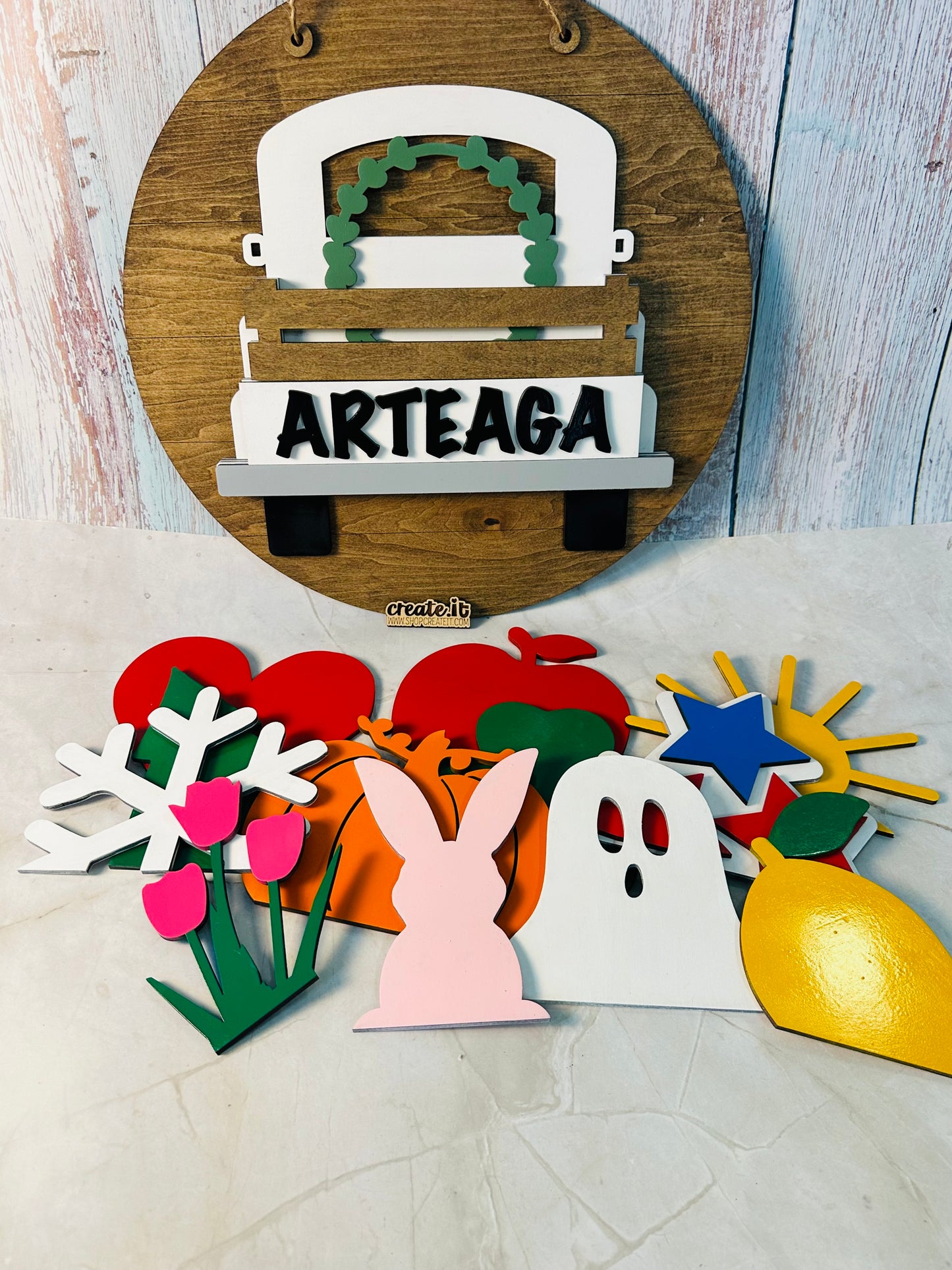 Interchange door hanger