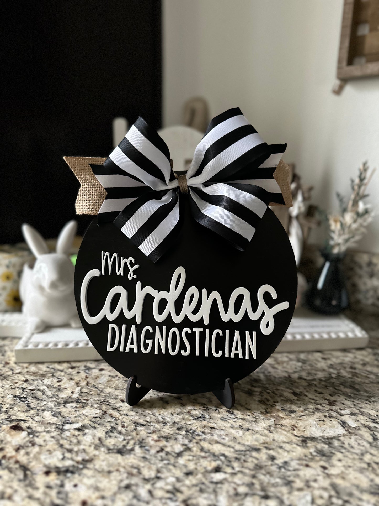 Custom Name  Round sign DIAGNOSTICIAN