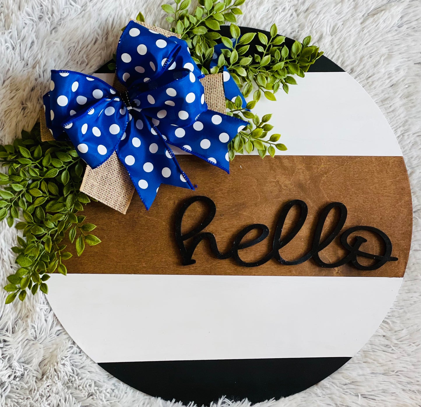 Hello Wood 18inch Round Sign